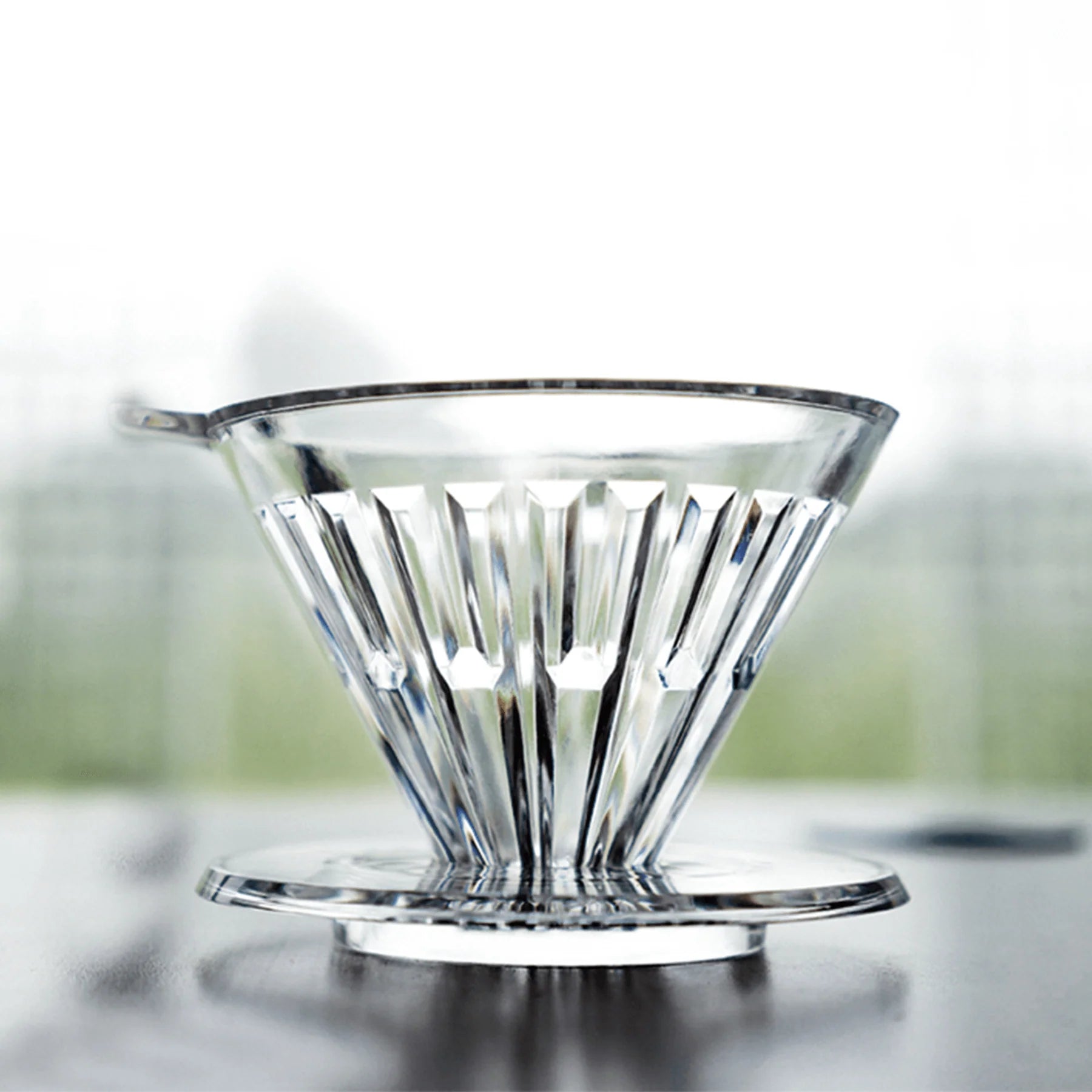 TIMEMORE Crystal Eye plastic pour over dripper, alternate view 3